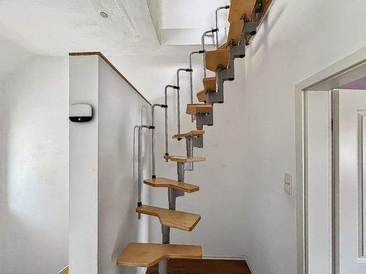 Treppenaufgang Spitzboden