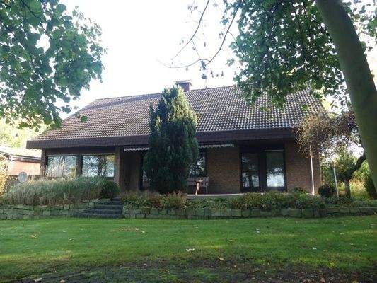 Westansicht m Terrasse