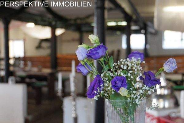 Saustall geschmückt2