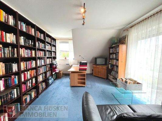 Schlafzimmer/Bibliothek OG