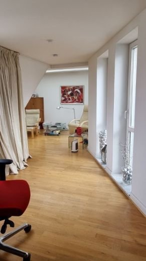 Loftähnliches Dachgeschoss mit Aufzug in Charlottenburg!