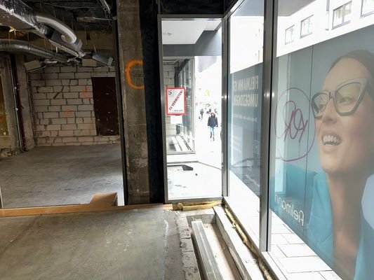 Fenster links von innen - Kopie.jpg