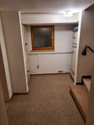 Kellergeschoss mit Fenster