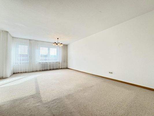 großzügiger Wohnraum