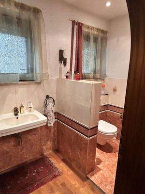 EG - Gäste WC (4,5 m²)