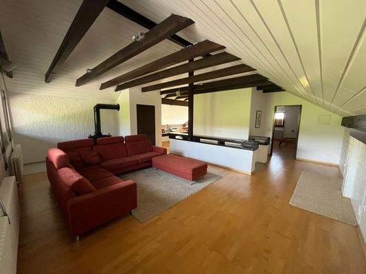 Dachgeschoss Wohnen.jpg