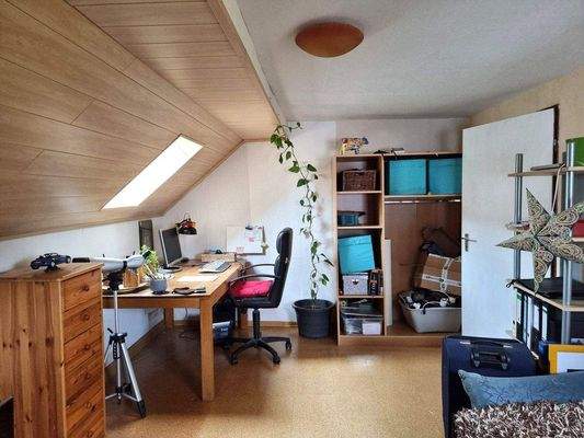 Büro oder Kinderzimmer