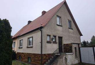 Doppelhaushälfte, Straßenansicht