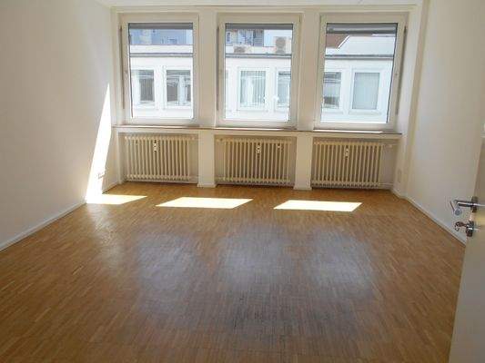 EG-Büro 3