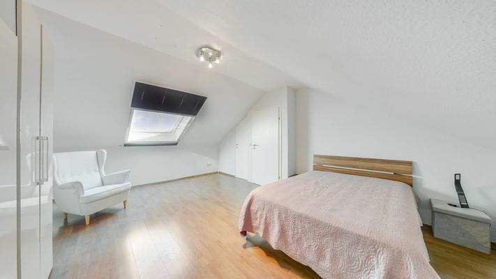 Schlafzimmer Dachgeschoss