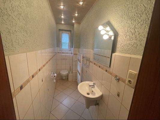 1. OG rechts - Gäste-WC