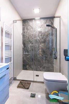 Kreta, Plaka: Luxusvilla mit besonderer Qualität und atemberaubendem Meerblick zu verkaufen