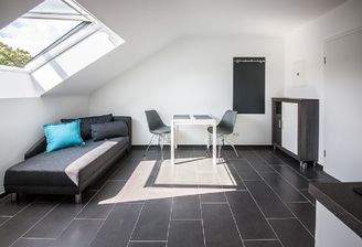 144 2 Couch (1 von 1)