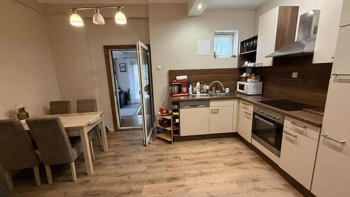 att.tZweenq5z113JPc2fzh5T8S1Jojd1qVi5aAcZrnralM.JP