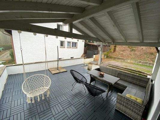 überdachte Terrasse.jpg