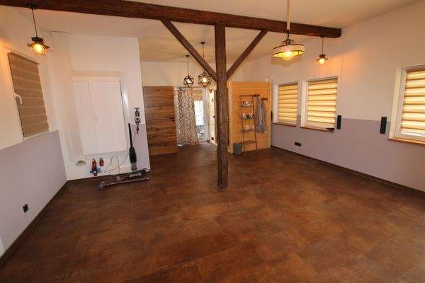 KG - Büro oder Appartement