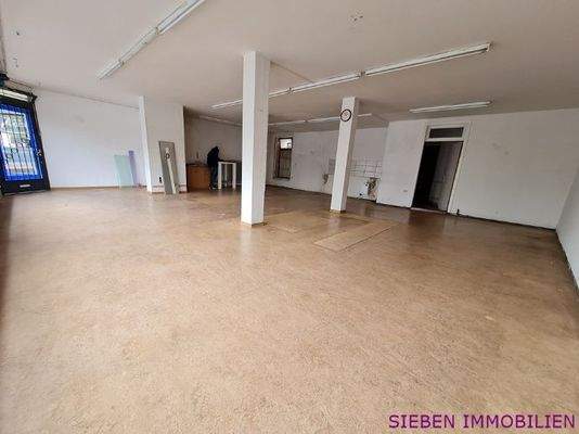 Verkaufsfläche hell