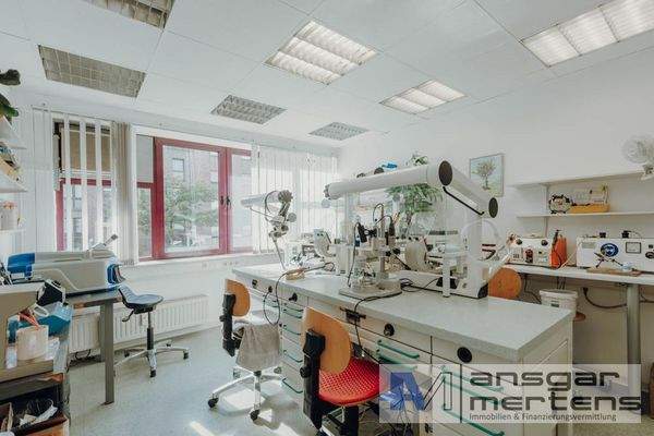 Dentallabor 1. Obergeschoss