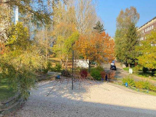 Spielplatz am Objekt