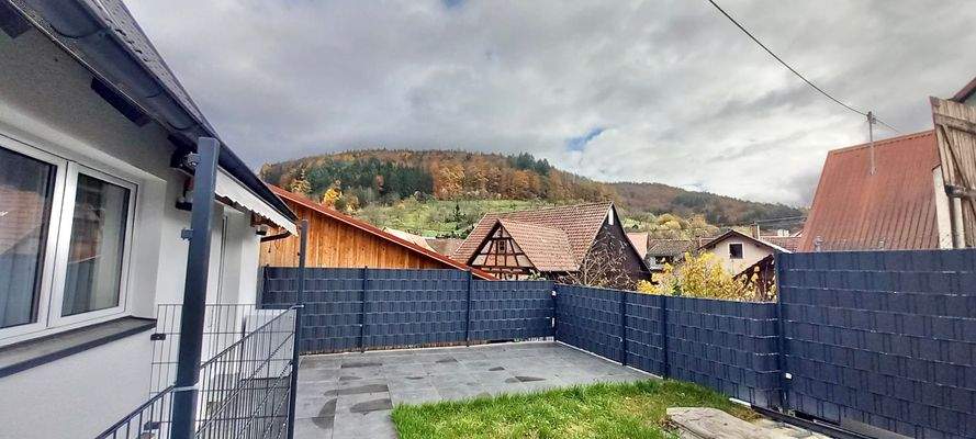 Große Sonnenterrasse