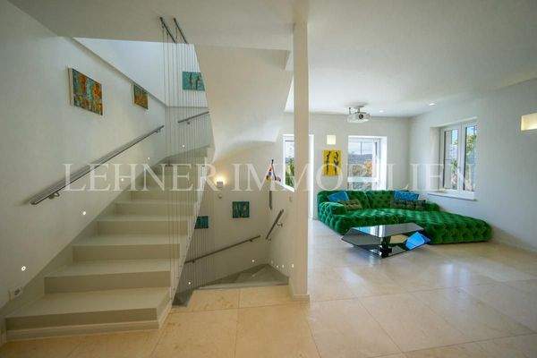 Lehner Immobilien  53