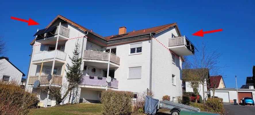 B 4 - Hausansicht mit Pfeil.jpg