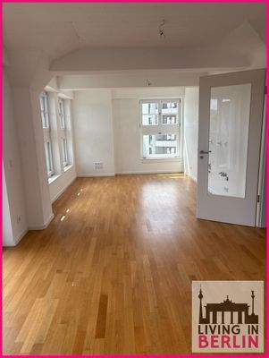 offener Wohn- und Küchenbereich