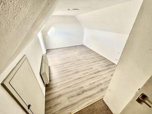Spitzboden Raum 3