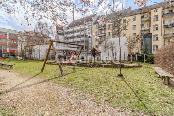 Spielplatz der Wohnanlage