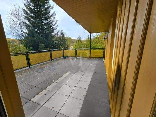 Blick von Terrasse westseits