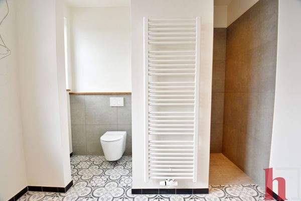 Wohnung 1 - Badezimmer