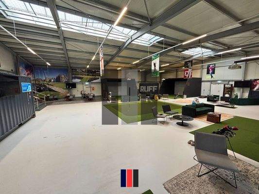 Halle Innenansicht 2