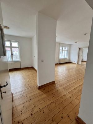 Küche/Wohnzimmer nach Renovierung 