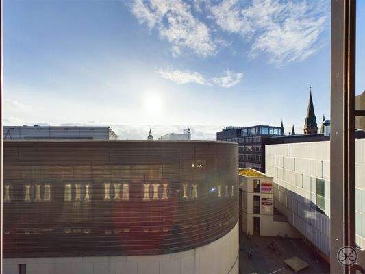 Eden-Ehbrecht-Immobilien_Büroflächen_Telekom-Gebäude_010