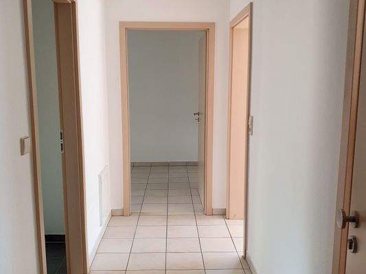 heller Flur Standard Wohnungen