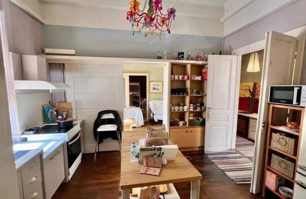 Kreta, Agios Nikolaos: Elegantes Stadthaus nur 300 m vom Strand entfernt