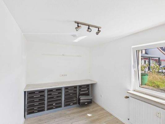 9127dd08b73746d398bd191693ee8944_50_CAM03836G0-PR0