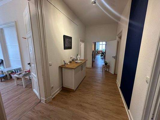 Eingangsbereich Praxis 1. OG