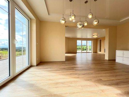 Wohn- und Essbereich