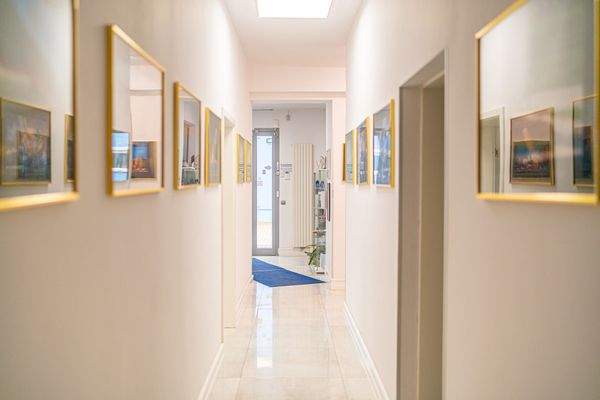 Eingangsbereich (Gebäude 2))