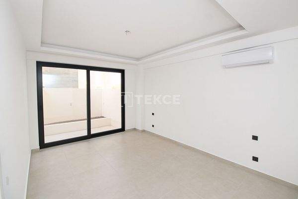 Detached House with Spacious Garden in Belek, Antalya