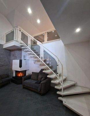 WE2 Zugang zum DG/Galerie