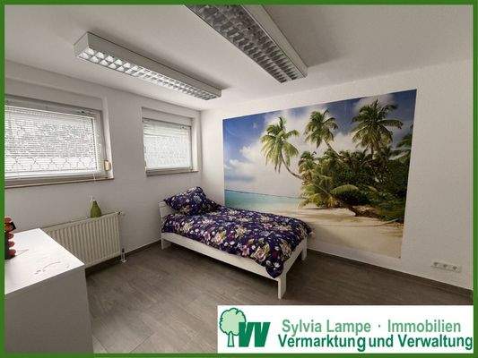 2.Gästezimmer/Büro im Keller