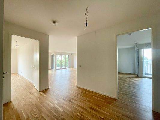 Blick in Wohnen und Zimmer 2