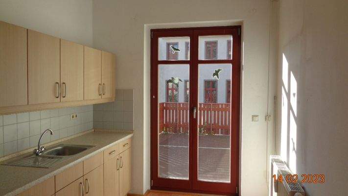 Küche Ausgang zur Terrasse.JPG