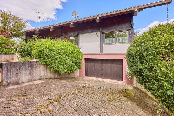 Außenansicht_Garage