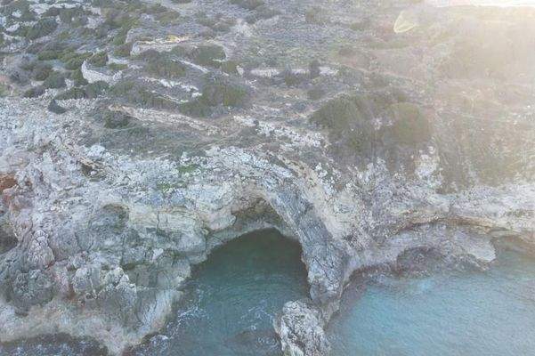 Kreta - Plaka: Meeresfront Baugrundstück mit Baugenehmigung zu verkaufen