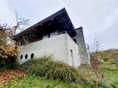 Anicht vom seitlichen Garten