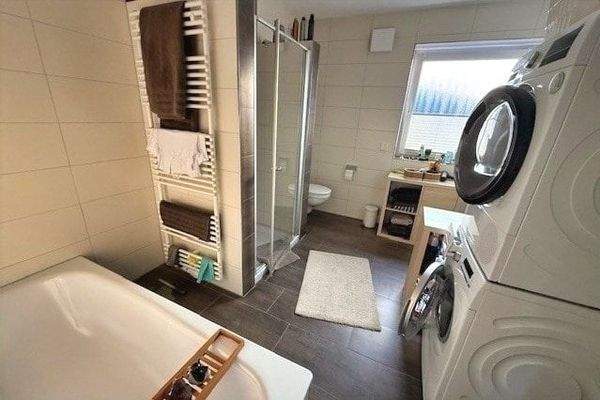 ansprechendes Badezimmer