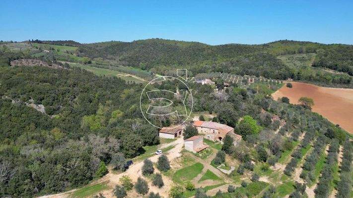 Großflächiges Anwesen